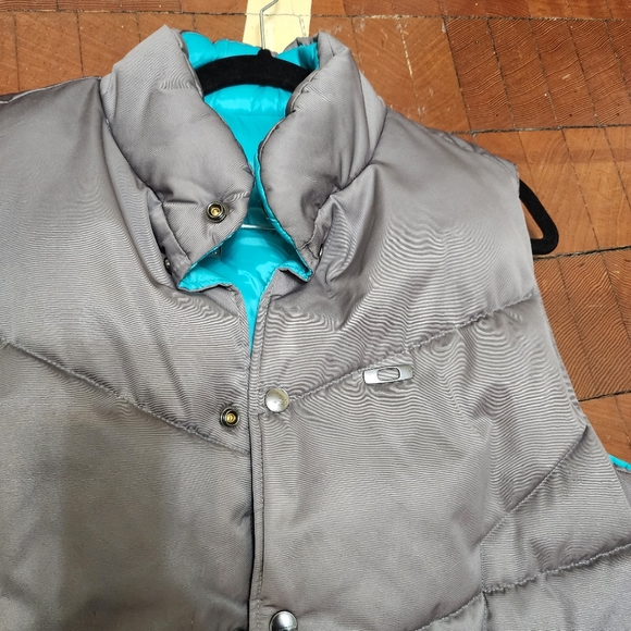 Oakley reversible puffer vest - Picture 4 of 8
